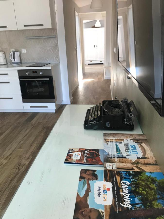 Apartment Laguna Vinišće Eksteriør bilde