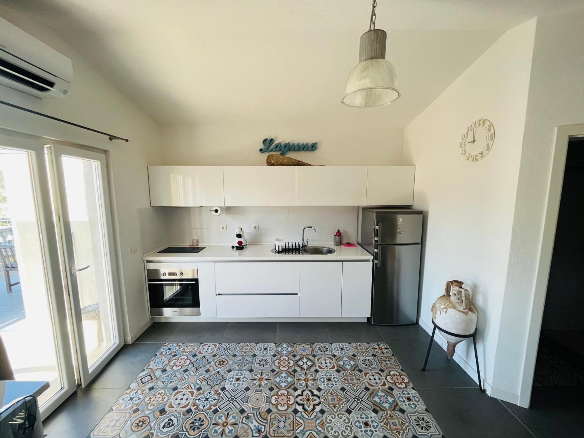 Apartment Laguna Vinišće Eksteriør bilde